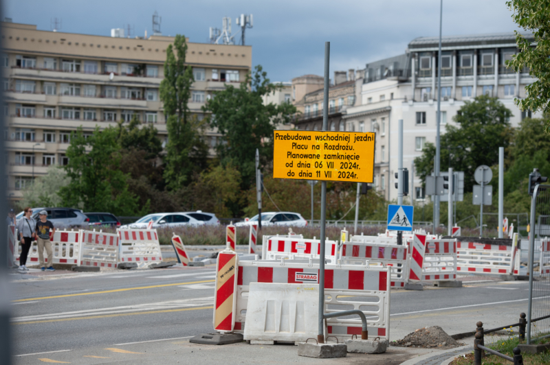 Nowy Asfalt Na Placu Na Rozdro U Zarz D Dr G Miejskich W Warszawie