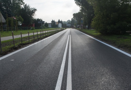 Nowy asfalt na Bartyckiej.