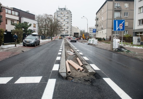 Nowy asfalt na ulicy Potockiej.