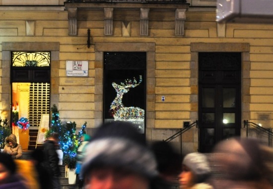 Świąteczna dekoracja na Krakowskim Przedmieściu.