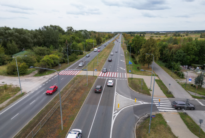 Skrzyżowanie Przyczółkowej i Pałacowej przed przebudową.