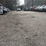 Parking na Pawińskiego przed remontem.