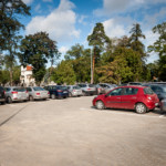 Zakończył się remont chodnika i parkingu w rejonie Cmentarza Wilanowskiego.