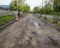 Remont chodnika po południowej stronie ul. Wałbrzyskiej (wzdłuż cmentarza)