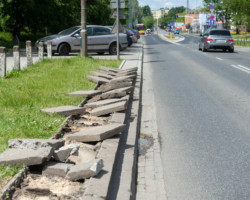 Wymiana nawierzchni ulicy Trockiej.