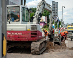 Przebudowa sygnalizacji świetlnej na skrzyżowaniu u zbiegu Modlińskiej i Ekspresowej.