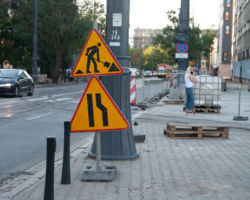 Nowy chodnik na ulicy Skierniewickiej.