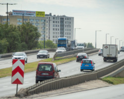 Nowa nawierzchnia wiaduktów na ulicy Modlińskiej.