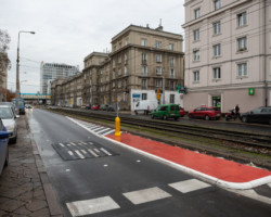 Progi zwalniające na ul. Obozowej.