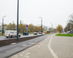 Nowy chodnik i ścieżka rowerowa przy ul. Kasprzaka.
