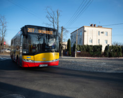 Rondo u zbiegu ulic Spisaka, Sosnkowskiego i Regulskiej.