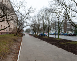 Nowy chodnik przy ul. Szczęśliwickiej.