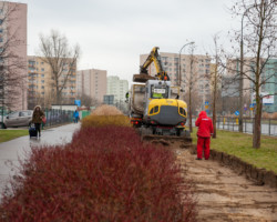 Budowa drogi rowerowej przy ulicy Wrocławskiej.