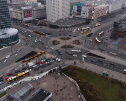 Widok na rondo Dmowskiego z drona.