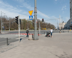 Skrzyżowanie Marszałkowskiej i Królewskiej.