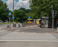 Na Mokotowie będziemy pracować m.in. na skrzyżowaniu ulic Jana III Sobieskiego i Św. Bonifacego. Tam dokonamy m.in. regulacji krawężnika w kilku miejscach.