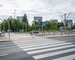 Nowa sygnalizacja świetlna na skrzyżowaniu ulic Wołoskiej i Madalińskiego.