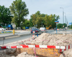 Trwa modernizacja skrzyżowania ulic Płochocińskiej, Spedycyjnej i Krzyżówki.