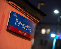 Nowe oświetlenie ulicy Ratuszowej.