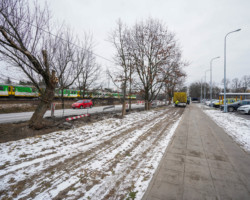 Już niedługo będą mogli przejść się nowym chodnikiem i skorzystać z drogi rowerowej.