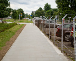 Ul. Radiowa - nowy chodnik.