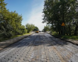 Czas na nową nawierzchnię na ulicy Płochocińskiej.