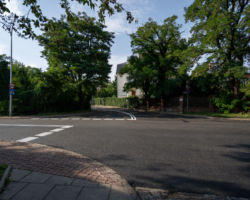 Nowy asfalt na ulicy Śmigłowca.