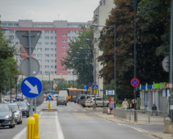 Ulica Międzynarodowa z nowym oświetleniem.