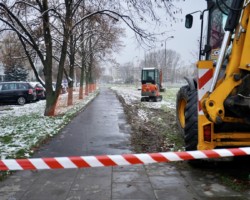 Remont chodnika na Bora-Komorowskiego.