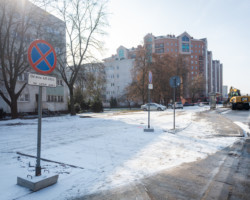 Zakaz zatrzymywania się na placu przy terenie budowy obowiązuje od 6 marca