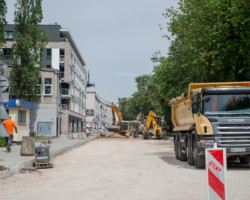 Asfaltowanie ulicy Perzyńskiego.