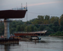 Budowa mostu na Pragę.