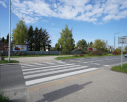 Nieosygnalizowane przejście dla pieszych przez ul. gen. Maczka w rejonie ul. Niedzielskiego „Żywiciela”, gdzie wkrótce zamontowane zostaną światła