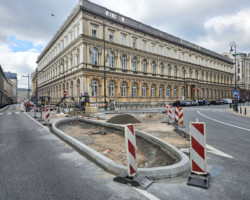 Skrzyżowanie Kredytowej i Mazowieckiej w trakcie rozpłytowania.