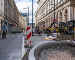 Skrzyżowanie Kredytowej i Mazowieckiej w trakcie rozpłytowania.