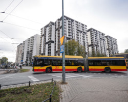 Skrzyżowanie Wólczyńskiej i Nocznickiego przed budową sygnalizacji.