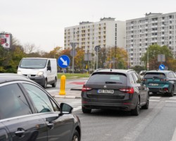Nowe rondo na ul. św. Wincentego. Na rondzie trwają jeszcze prace wykończeniowe.